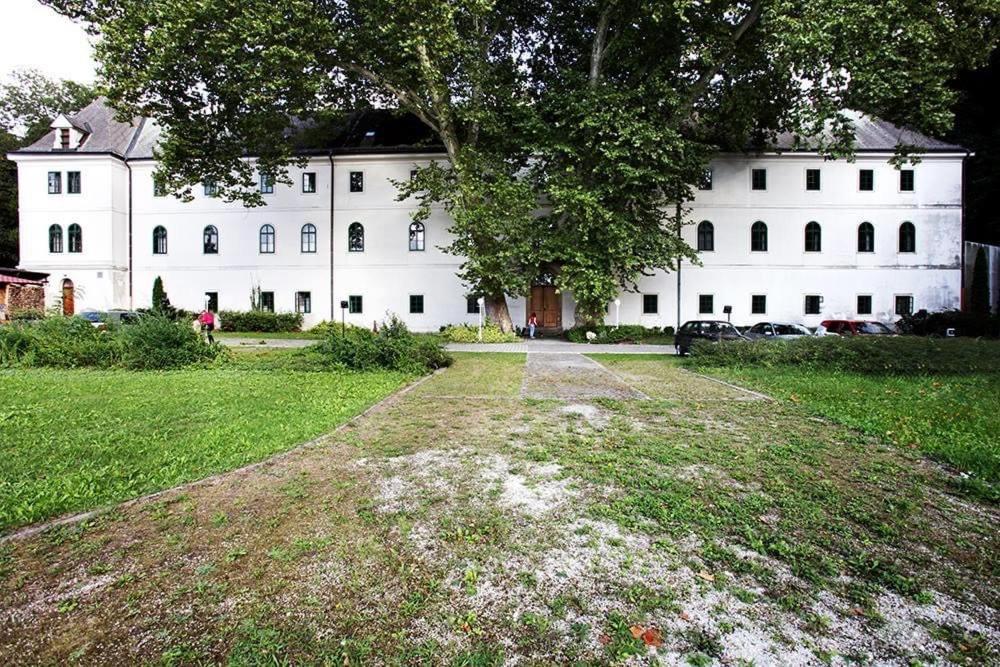 Hotel Historicky Putnicky Dom Marianka Esterno foto
